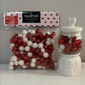 Valentine Red and White Scatter Balls in “Gum Ball Machine”
